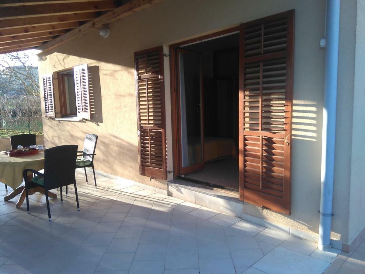 Kamik 1 Apartamento Banjole Exterior foto